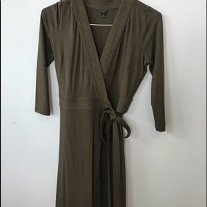 Ann Taylor petite wrap around dress